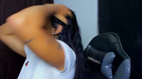 Violet and Myers online show from April 2026 09:21:02 PM