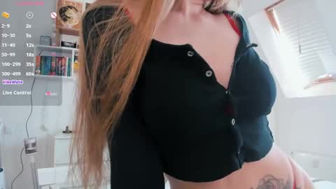 Violet online show from April 2026 01:17:02 PM