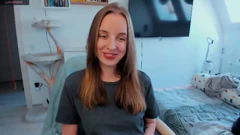 Violet online show from June 2026 11:41:01 AM