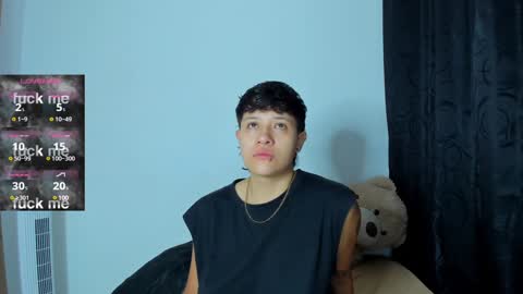 Violet and Casper online show from December 2024 10:13:01 AM