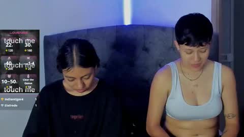 Violet and Casper online show from February 2025 01:50:02 PM