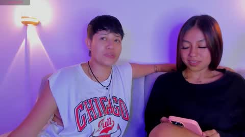 Violet and Casper online show from November 2025 05:28:02 AM