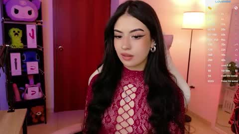 Violeta  online show from April 2026 05:28:01 PM