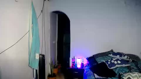 violet_hyuga online show from September 2025 04:35:01 AM