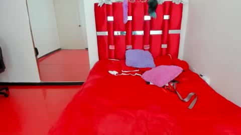 violet online show from May 2026 04:34:02 PM