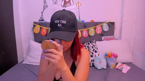 Violeta online show from April 2026 12:03:02 PM