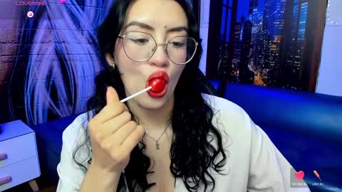     online show from January 2025 10:11:02 PM