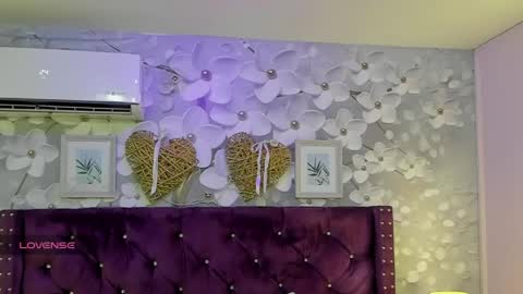 Snapshot of violeta_medina chatting on May 2026 03:01:02 AM violeta_medina online show from May 2026 03:01:02 AM