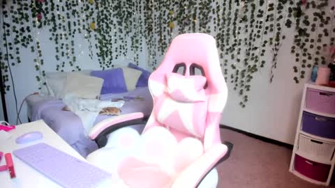 Violeta online show from September 2025 03:35:02 PM