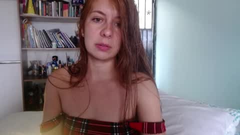Snapshot of violeta_peter69 chatting on March 2026 11:44:01 PM Violeta Peter online show from March 2026 11:44:01 PM