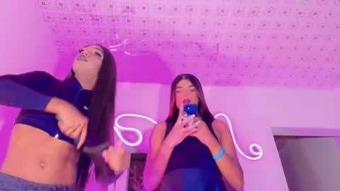 Snapshot of violeta_r_01 chatting on August 2026 06:01:02 AM violeta_r_01 online show from August 2026 06:01:02 AM