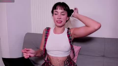 Violeta Rodriguez online show from March 2026 05:30:01 PM