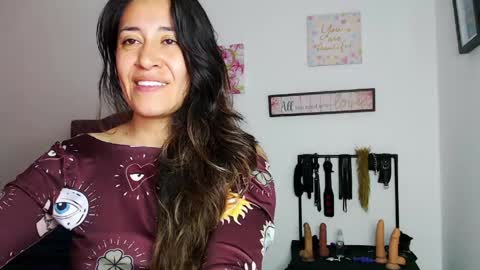 Snapshot of violeta_scott_ chatting on June 2026 01:01:01 PM violeta_scott_ online show from June 2026 01:01:01 PM