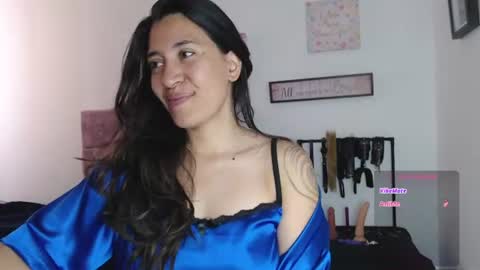 Snapshot of violeta_scott_ chatting on July 2026 04:17:02 PM violeta_scott_ online show from July 2026 04:17:02 PM