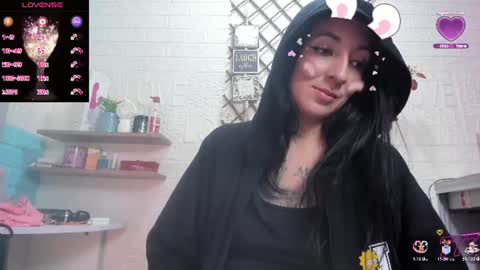 Snapshot of violetatto1 chatting on July 2026 12:31:01 AM Violeta online show from July 2026 12:31:01 AM