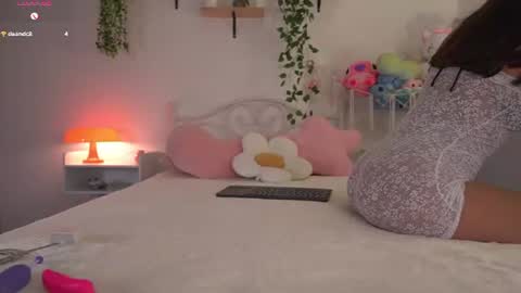 Snapshot of violeth___ chatting on July 2026 11:12:01 AM violeth___ online show from July 2026 11:12:01 AM