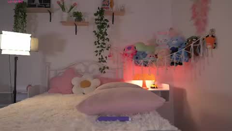 Snapshot of violeth___ chatting on July 2026 11:17:02 AM violeth___ online show from July 2026 11:17:02 AM