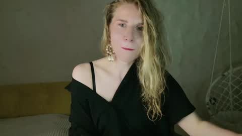 Violet  next stream December 6 online show from June 2026 10:13:02 PM