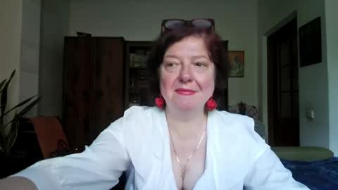 Snapshot of violetpulse chatting on June 2026 10:32:02 AM violetpulse online show from June 2026 10:32:02 AM