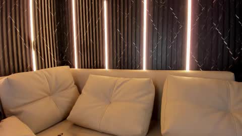 Violet Rose online show from March 2026 02:44:01 AM