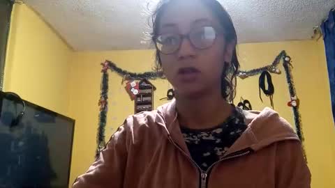 Snapshot of violetsexhot999 chatting on November 2025 11:32:01 PM Violet777 online show from November 2025 11:32:01 PM