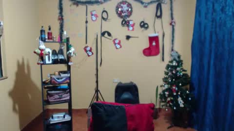 Snapshot of violetsexhot999 chatting on November 2025 10:59:01 AM Violet777 online show from November 2025 10:59:01 AM