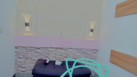 violetsmith online show from February 2025 08:56:02 AM