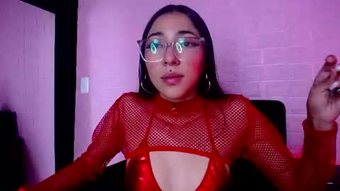 Snapshot of violett1126 chatting on July 2026 10:21:02 AM 1126 online show from July 2026 10:21:02 AM