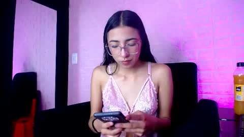Snapshot of violett1126 chatting on July 2026 03:35:01 AM 1126 online show from July 2026 03:35:01 AM