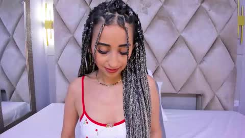 Violett  online show from January 2026 08:22:01 PM