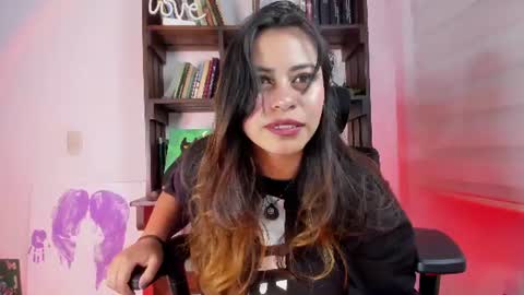 Violeta online show from August 2026 11:39:02 PM