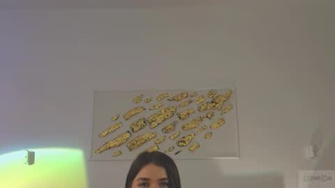 Snapshot of violetta_finch chatting on February 2026 11:31:01 AM violetta_finch online show from February 2026 11:31:01 AM