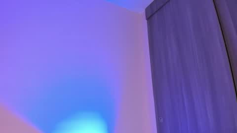 violetta independent model online show from March 2026 08:19:01 AM