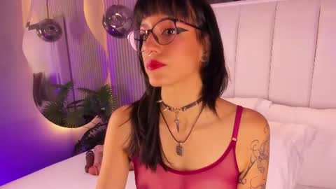 Snapshot of violettacolinss chatting on July 2026 11:34:01 AM violettacolinss online show from July 2026 11:34:01 AM