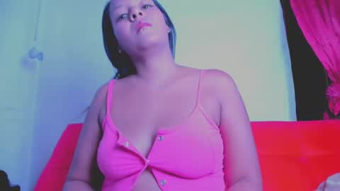 Snapshot of violettaebony chatting on July 2026 02:26:02 AM ViolettaEbony online show from July 2026 02:26:02 AM