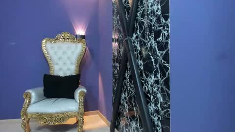 Snapshot of violettamidnight chatting on October 2025 03:25:01 PM Violetta online show from October 2025 03:25:01 PM