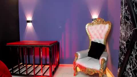 Snapshot of violettamidnight chatting on November 2025 02:39:02 AM Violetta online show from November 2025 02:39:02 AM