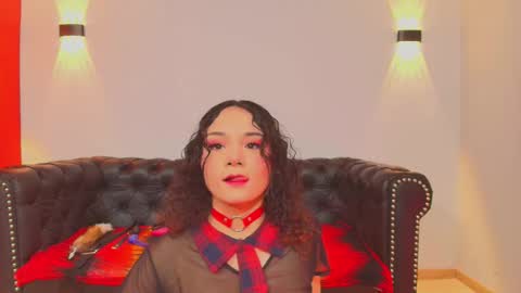 Snapshot of violettamidnight chatting on December 2025 03:56:01 AM Violetta online show from December 2025 03:56:01 AM