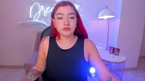 Violett Castel online show from December 2024 05:22:02 PM