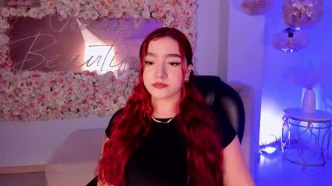Violett Castel online show from September 2025 07:17:02 PM