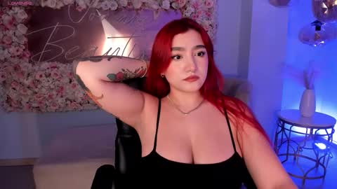 Violett Castel online show from September 2025 07:40:02 PM