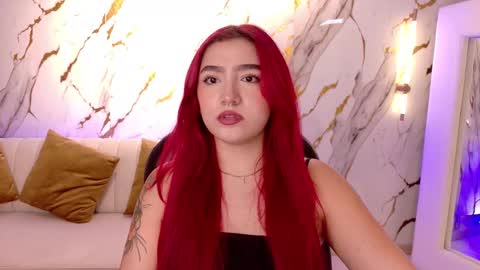 Violett Castel online show from November 2025 11:23:02 AM