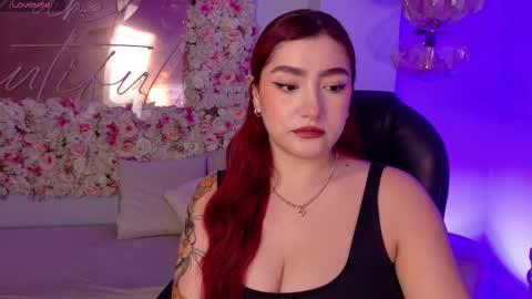 Violett Castel online show from March 2026 05:04:01 PM