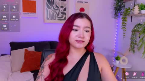 Snapshot of violettcastel chatting on May 2026 08:06:02 PM Violett Castel online show from May 2026 08:06:02 PM