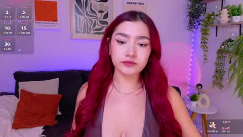 Snapshot of violettcastel chatting on May 2026 08:15:01 PM Violett Castel online show from May 2026 08:15:01 PM