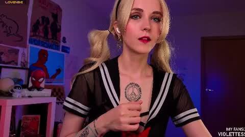 Snapshot of violettesss chatting on June 2026 04:22:02 PM Vi Best on my Fansly online show from June 2026 04:22:02 PM