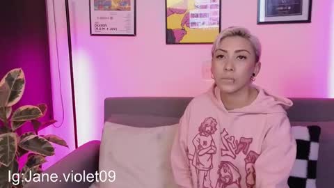 Violet online show from October 2025 12:11:02 AM