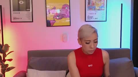 Violet online show from March 2026 12:58:02 AM