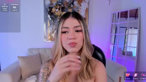 Violett  online show from February 2026 06:46:01 PM