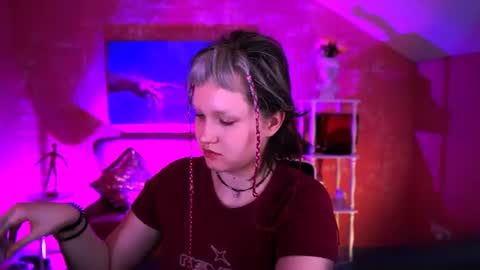 Snapshot of violettwoods chatting on July 2026 06:17:02 AM Violett online show from July 2026 06:17:02 AM